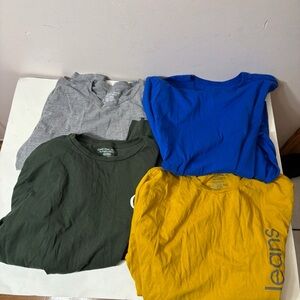 Bundle of 4 long sleeve t shirts size 18/20